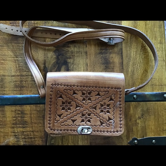 REAL MOROCCAN LEATHER CROSSBODY BAG - Picture 2 of 4